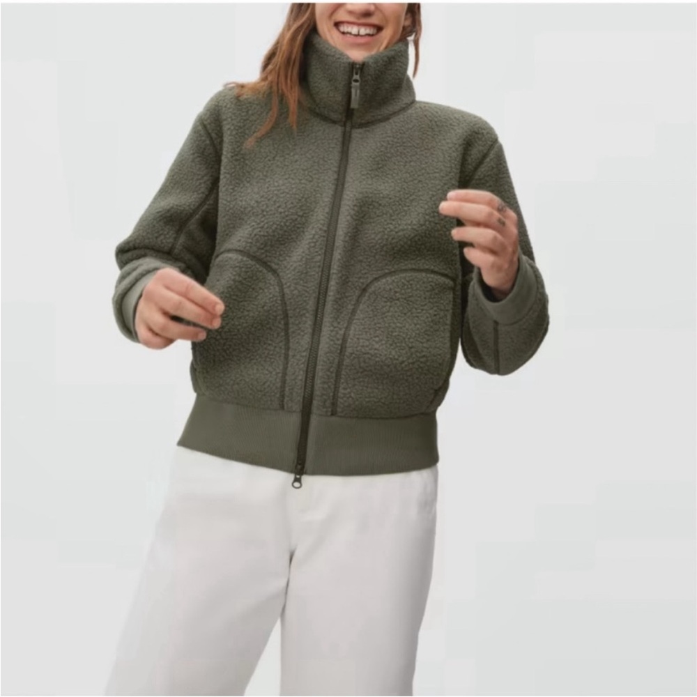 Everlane ReNew Sherpa Fleece